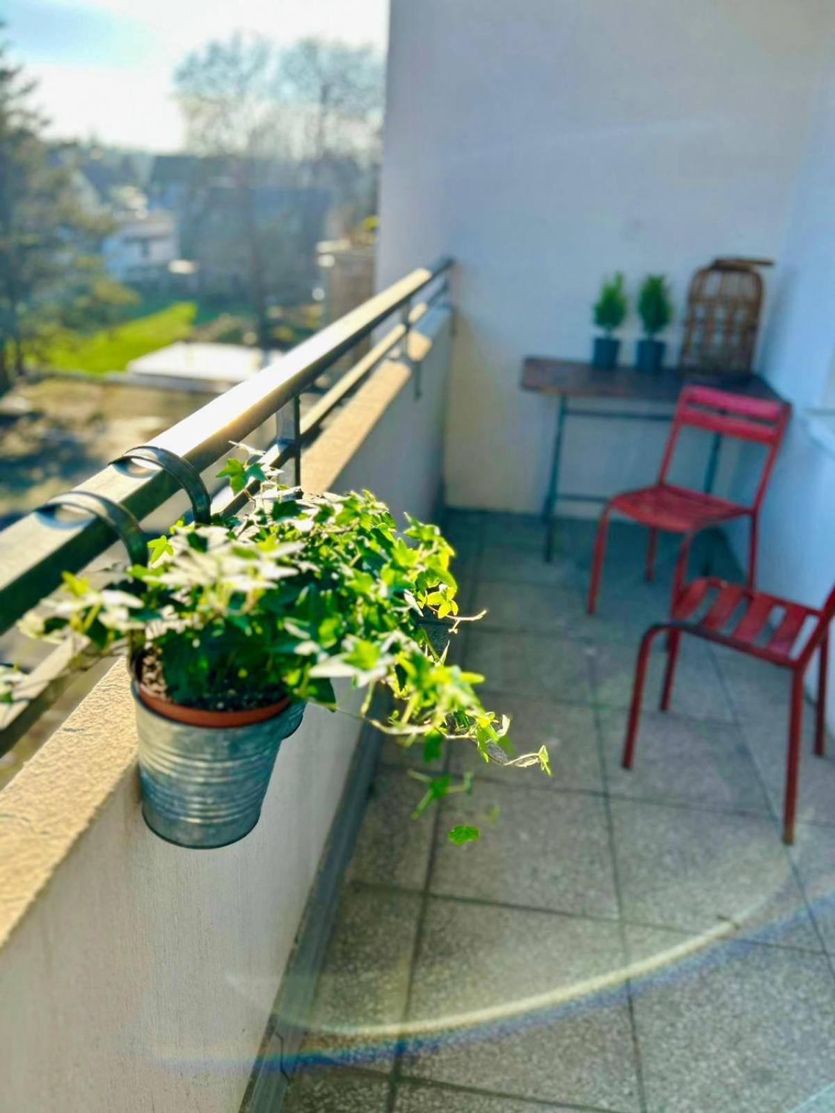 Feelslikehome - Wunderschoene Und Zentrale Wohnung Mit Balkon&Parkplatz Бохум Екстер'єр фото